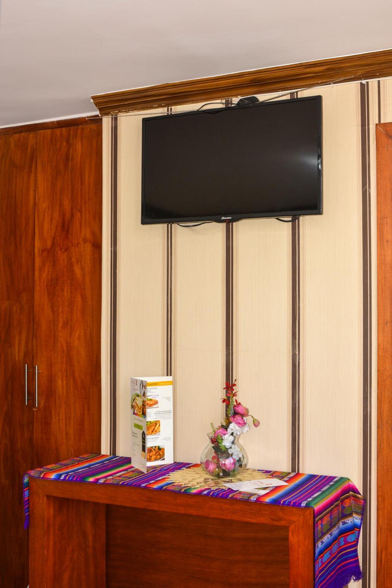 Hotel Villa Lafayette Quito Extérieur photo