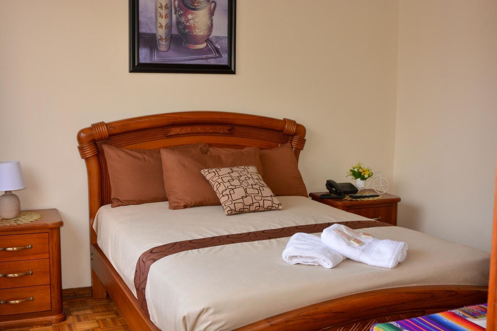 Hotel Villa Lafayette Quito Extérieur photo