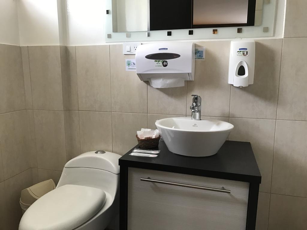Hotel Villa Lafayette Quito Extérieur photo