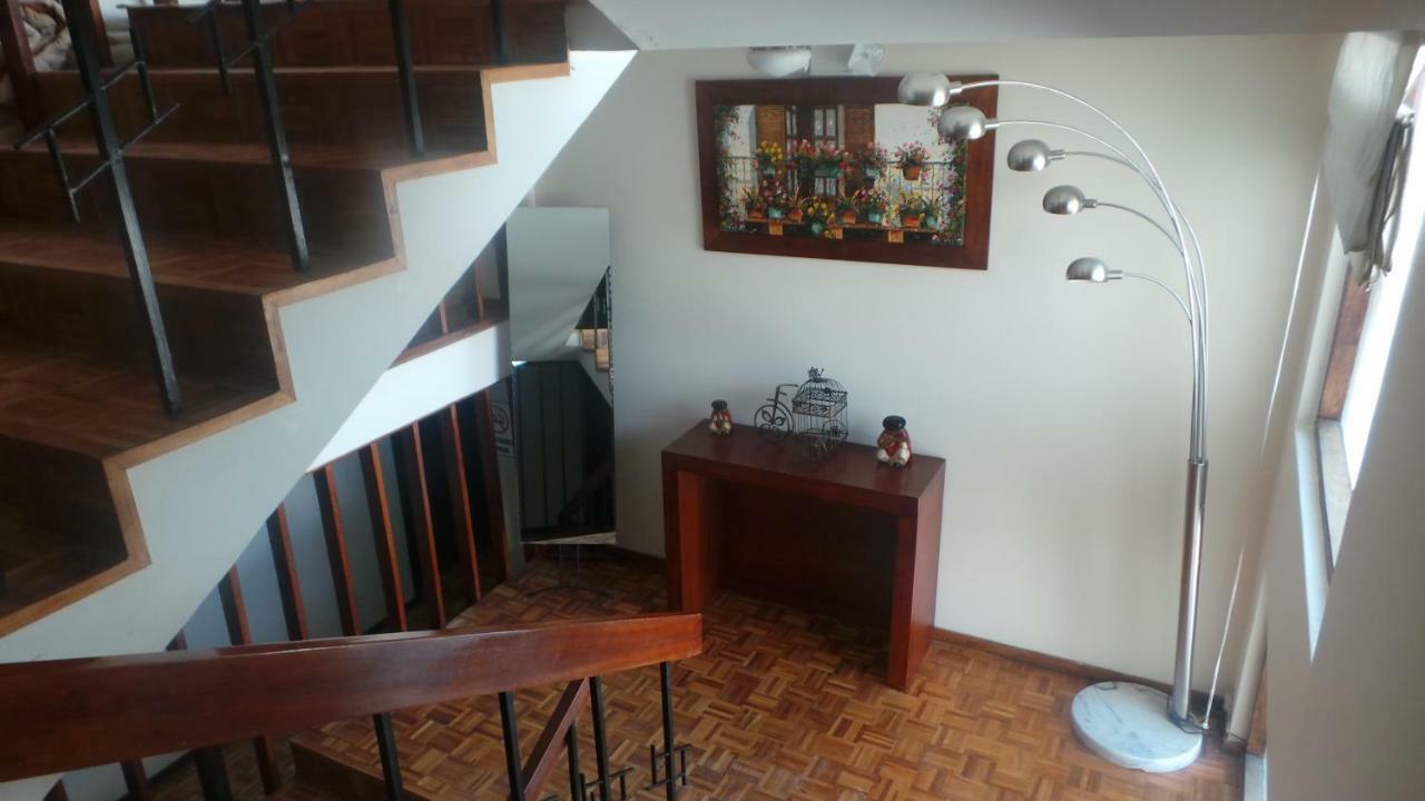 Hotel Villa Lafayette Quito Extérieur photo